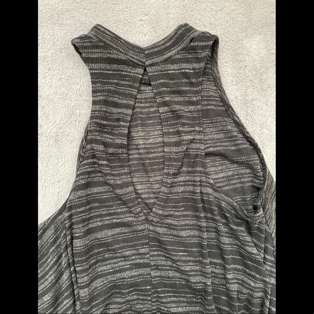 Express top - Picture 2 of 3